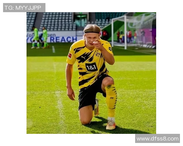 日本足球明星的魅力瞬间与赛场风采全记录